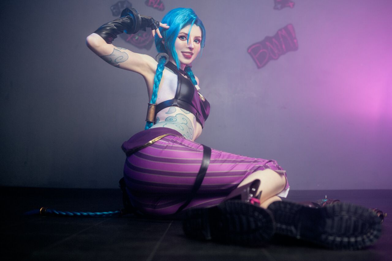 Пикантный косплей Jinx (League of Legends ) by Peachymilky leak boosty