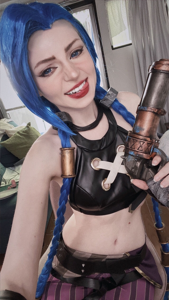 Распутный косплей Jinx (League of Legends ) by Peachymilky в нижнем белье