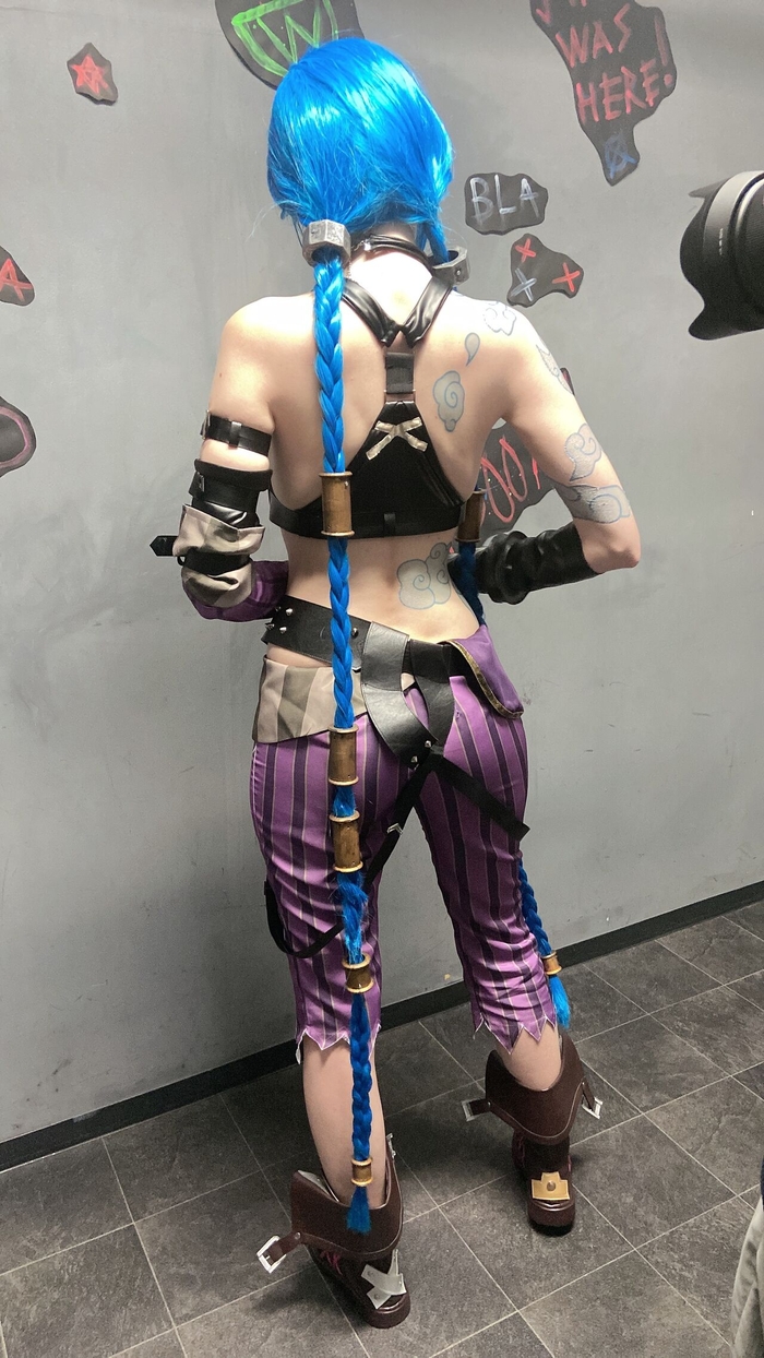 Возбуждающий косплей Jinx (League of Legends ) by Peachymilky leak onlyfans