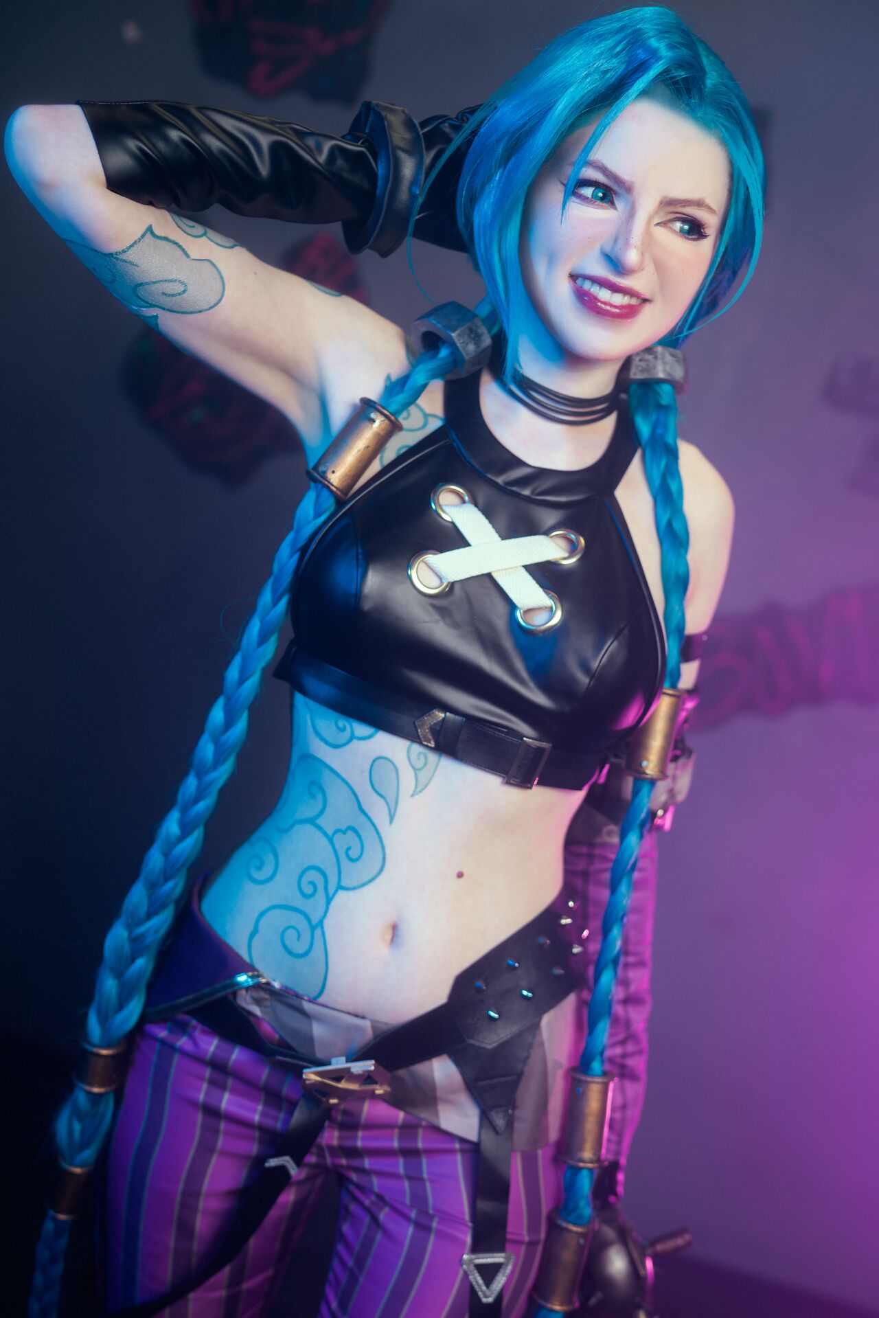 Вожделенный косплей Jinx (League of Legends ) by Peachymilky leak patreon